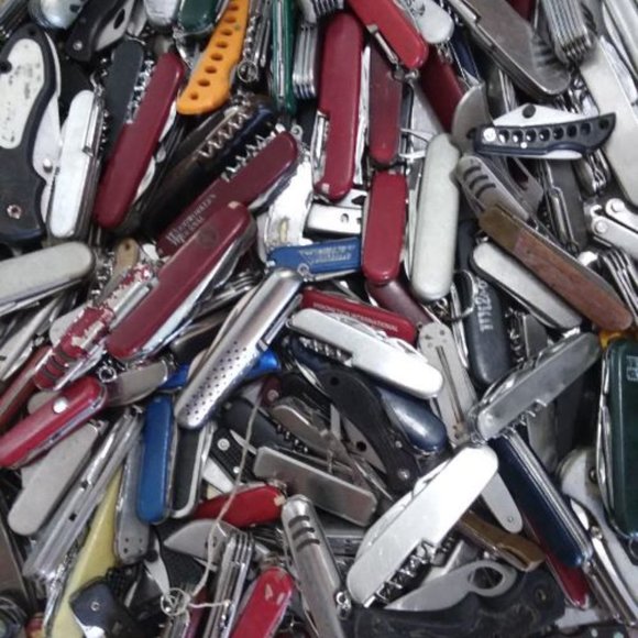 Lot of EDC Knives, Junk Drawer Knives, Multi-Tools, Corkscrews $16 per Pound - Picture 2 of 6